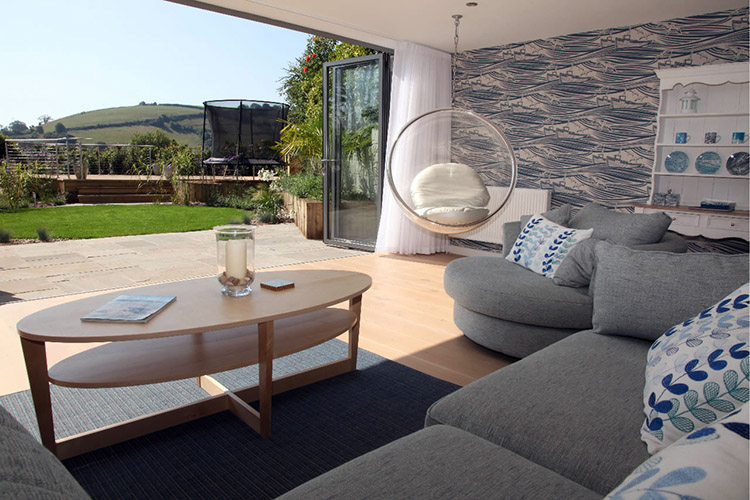Open lounge